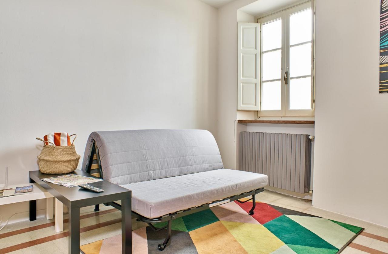 Apartamento Colorato E Vivace Bilocale Lucca Exterior foto