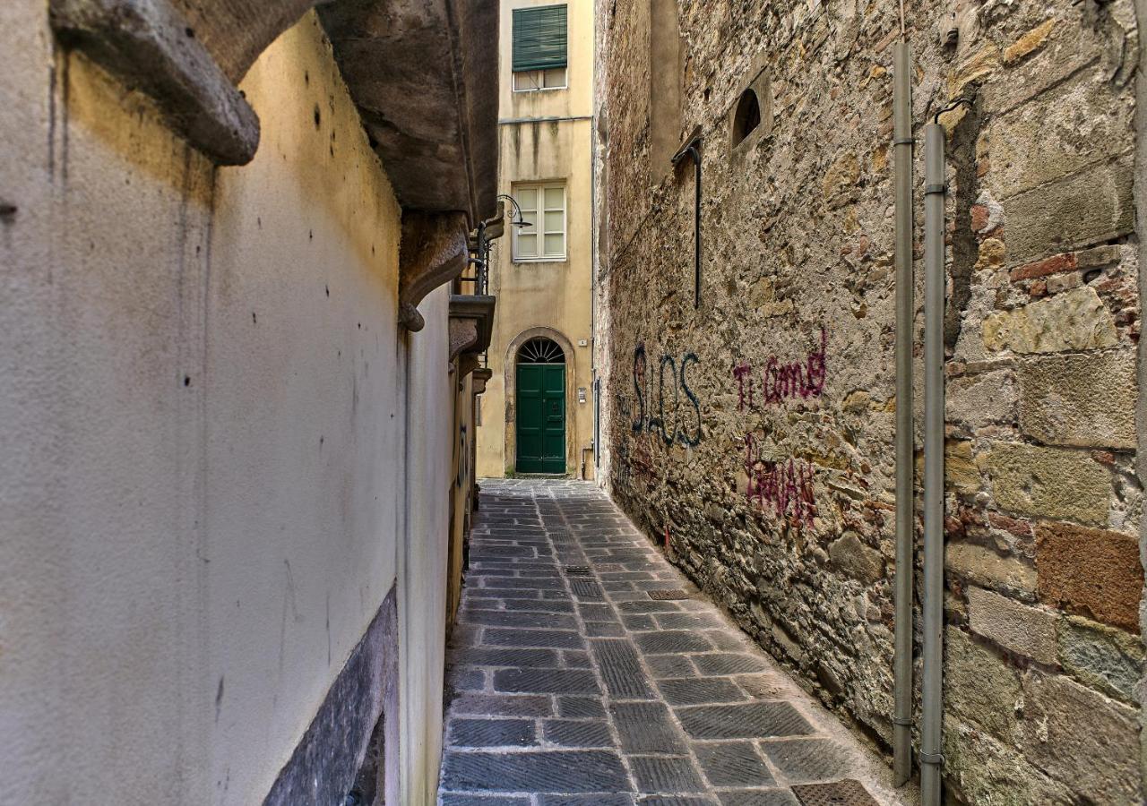Apartamento Colorato E Vivace Bilocale Lucca Exterior foto
