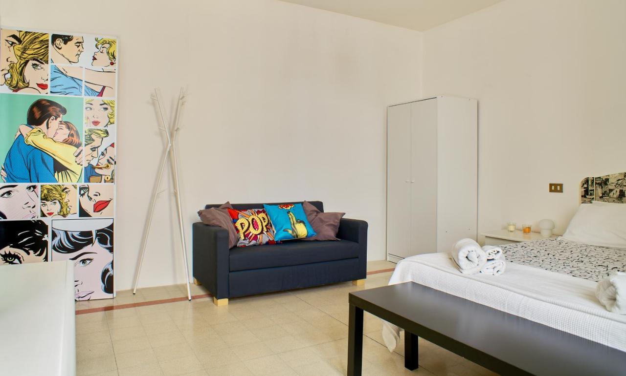 Apartamento Colorato E Vivace Bilocale Lucca Exterior foto