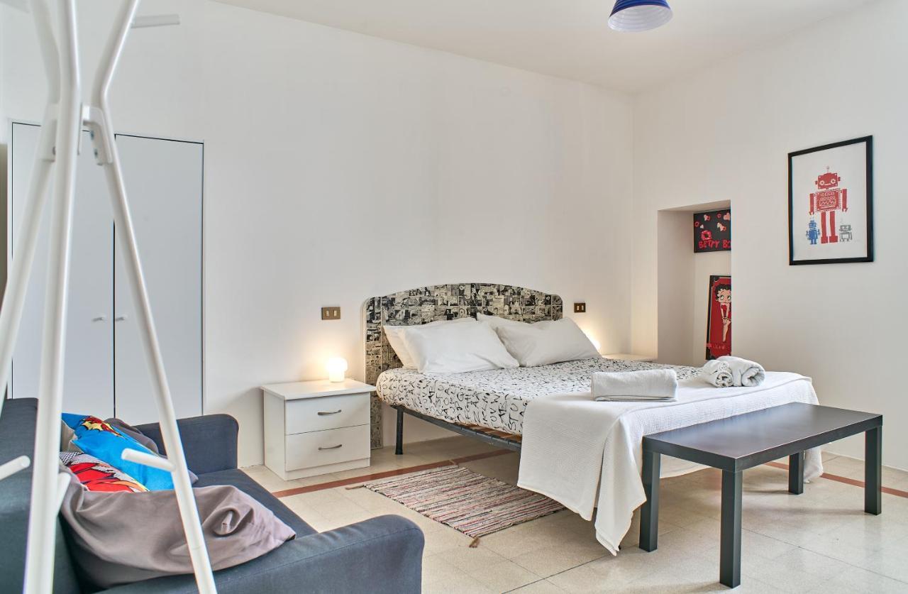 Apartamento Colorato E Vivace Bilocale Lucca Exterior foto