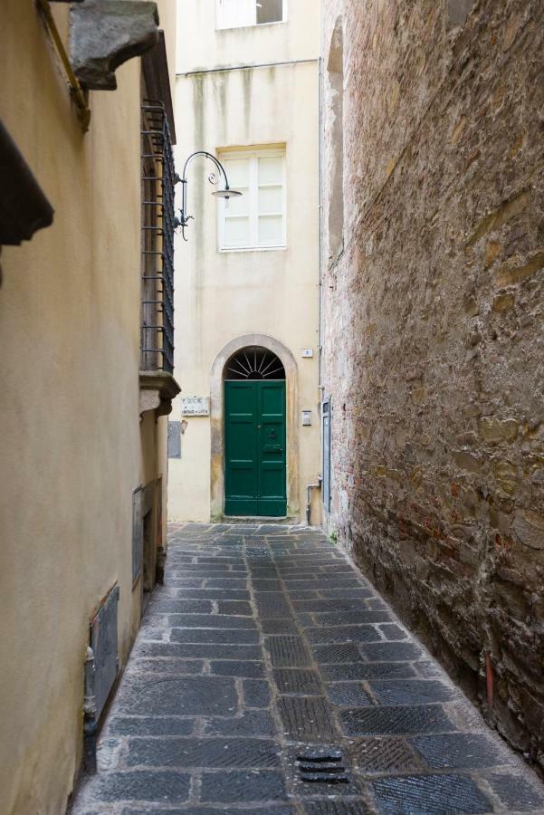 Apartamento Colorato E Vivace Bilocale Lucca Exterior foto